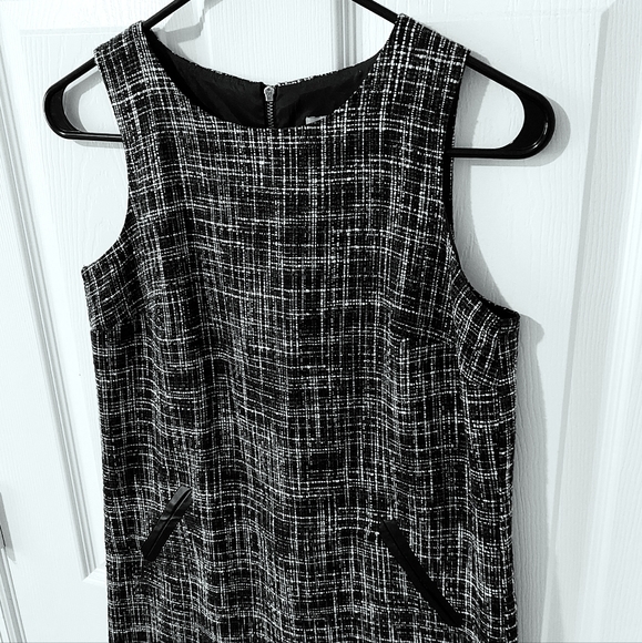 Loft Tweed Mini Sheath Dress with faux leather Trim Pockets - Picture 2 of 5